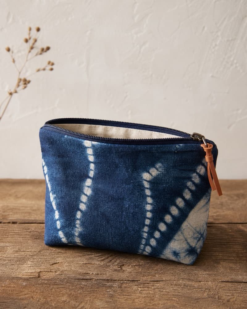 Bag tie styling idea for indigo scarf